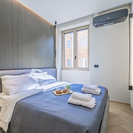 Luxury Suite Nel Cuore Di Milano Milão Exterior foto